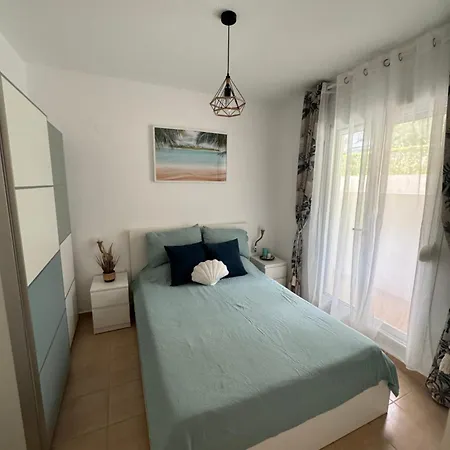 Siviri Holiday Home Апартаменты